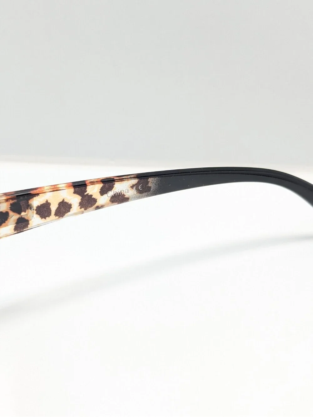 Design Eyewear 737 Purple Gradient UV Leopard Print Cat Eye Women's Sunglasses
